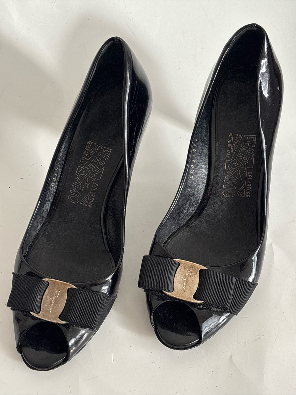 Salvatore Ferragamo Black Patent leather Peep-Toe Pumps with Bow